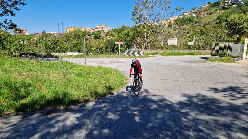 Bici + Treno + Autobus da Bonifati a Roggiano passando per il passo dello Scalone
